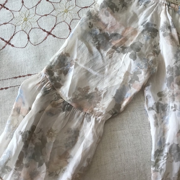 Flowy top - Picture 4 of 5